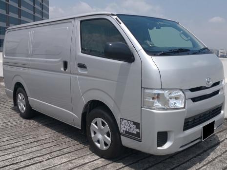 https://www.mycarforum.com/uploads/sgcarstore/data/11/111568024951_0Rental & Leasing - Toyota Hiace Covered - Front View-min.jpg